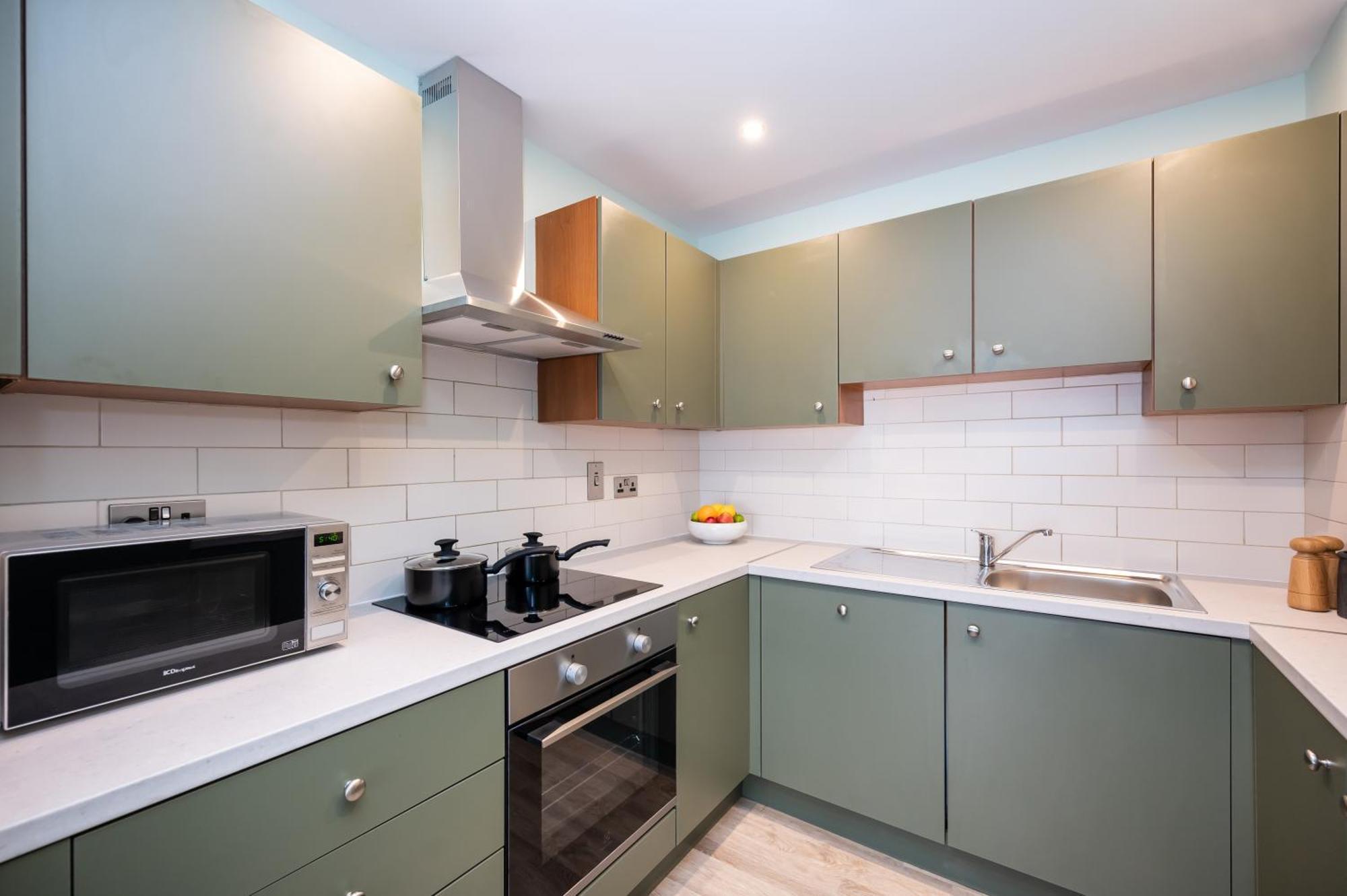 Staycity Augustine Aparthotel 3*
